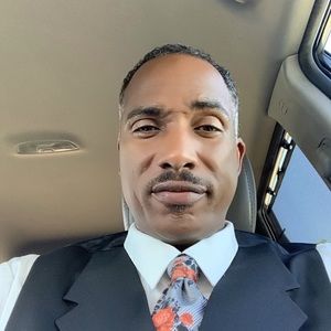 Meet your Posher, Thomas